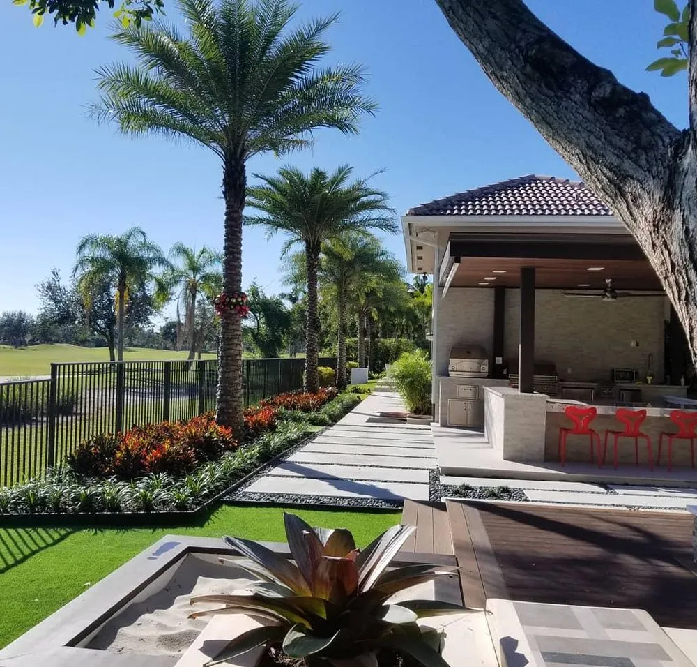 Local lawn care service for year-round maintenance in Weston, FL by Mota Design