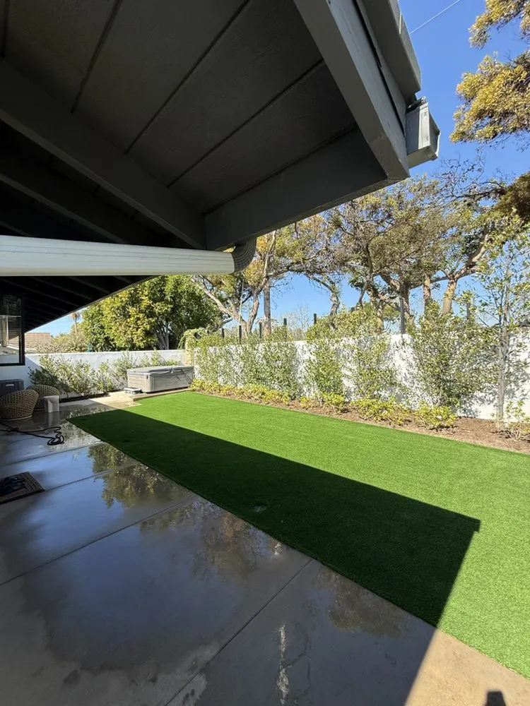 Local garden landscaping in Santa Ana, CA by Motas Builders & Landscapes