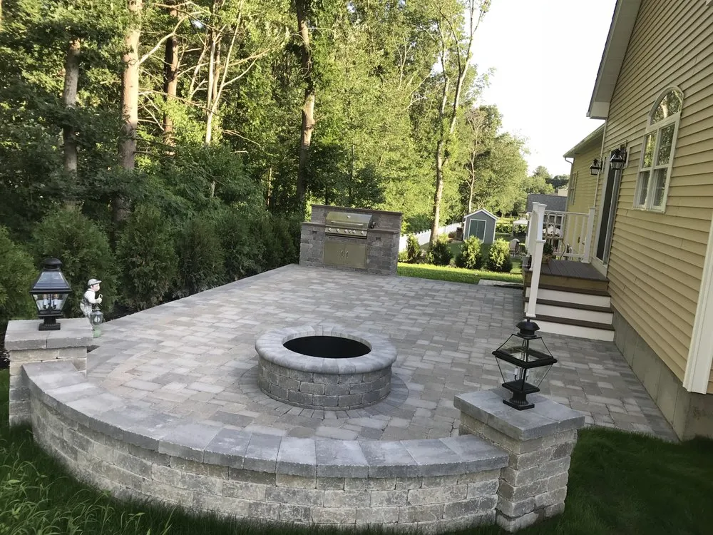 Custom lawn care service in Coventry, RI - Mota's Construction