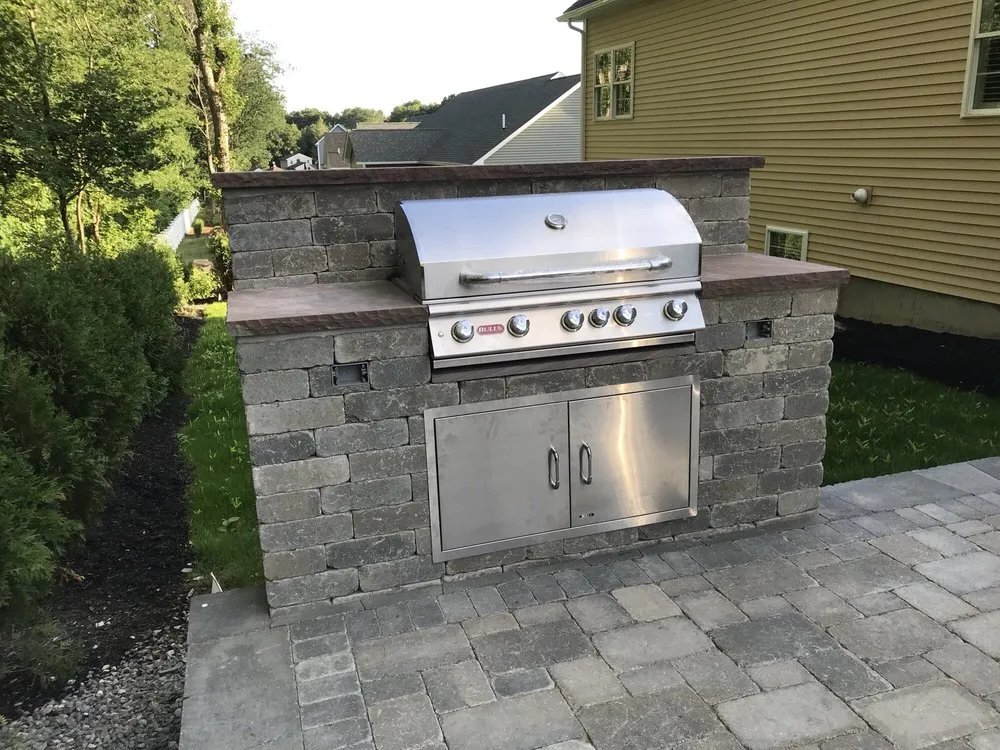 Professional yard cleanup service experts serving Coventry, RI - Mota's Construction