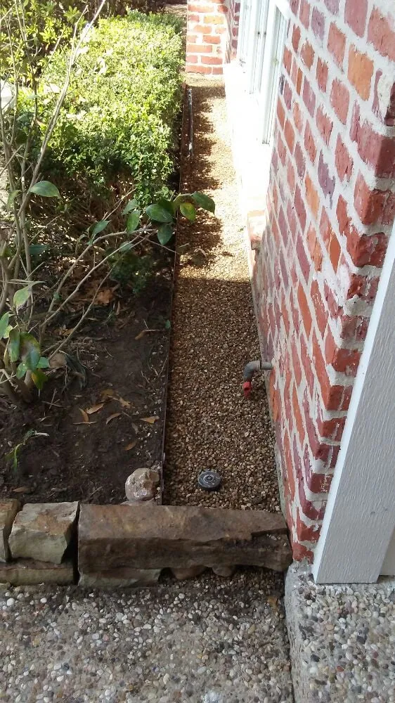 Top-rated yard cleanup service for outdoor upgrades across Houston, TX - Mota's Landscaping