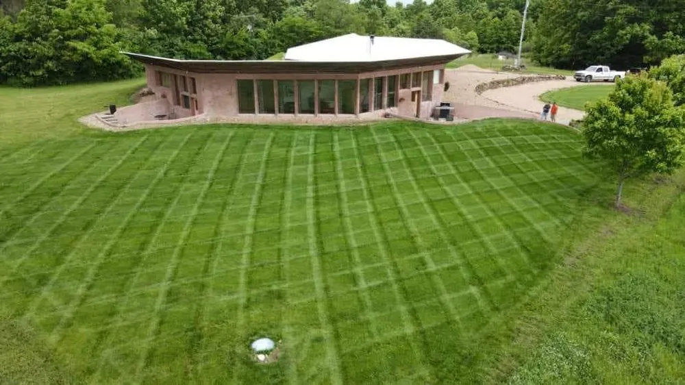 Expert lawn care service in Dallas, GA by Mother's Evergreen Lawn Care