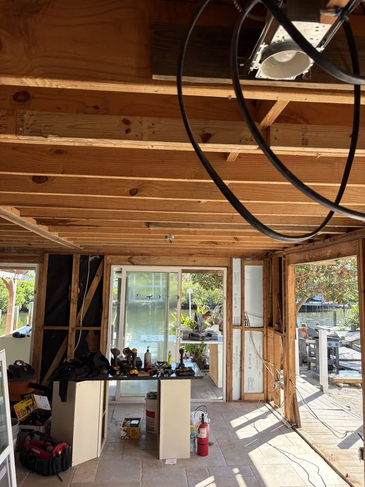 Local outdoor landscaping in Lakewood Ranch, FL - Motion MGNT