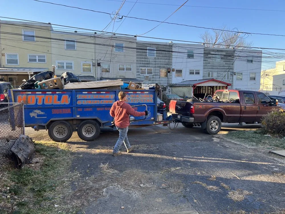 Custom landscape installation for homes in Lehighton, PA by Motolas Landscaping and Junk Hauling