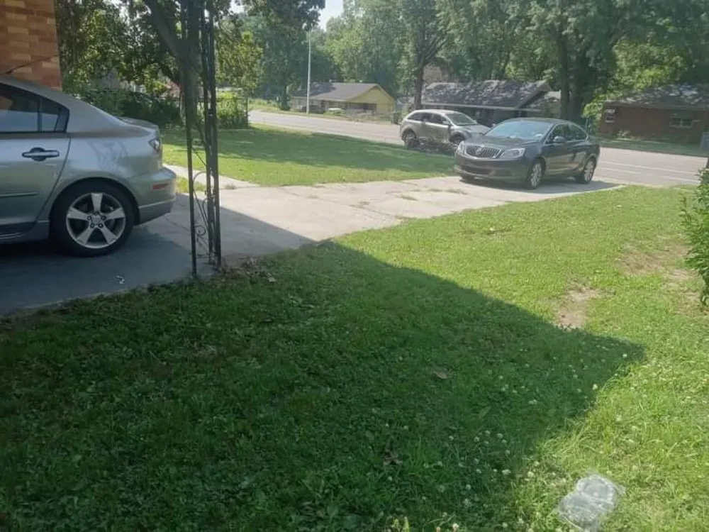 Custom yard maintenance in Memphis, TN by Motons Lawn Services & Landscaping