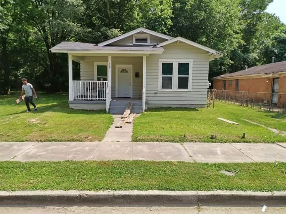 Custom residential landscaping for year-round maintenance in Memphis, TN by Motons Lawn Services & Landscaping