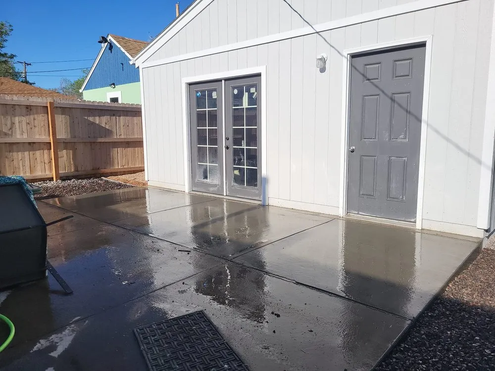 Affordable garden landscaping in Denver, CO by Mount Sinai Landscaping & Concrete