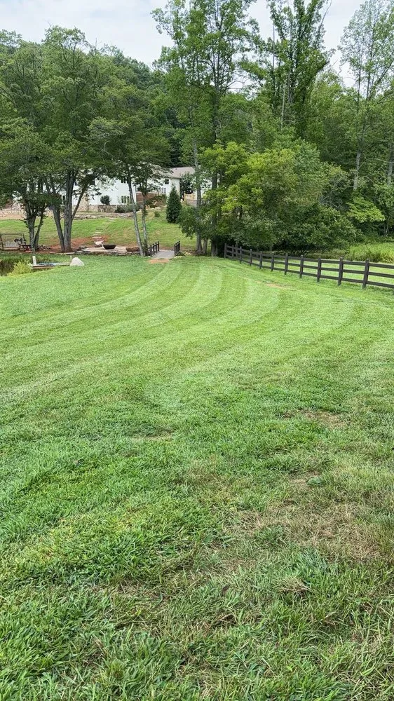 Professional residential landscaping experts serving Hiawassee, GA - Mountain Adventure Landscaping