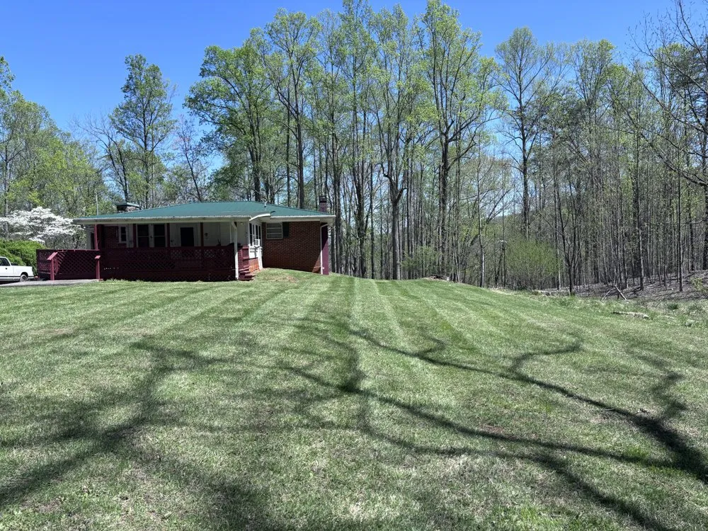 Custom lawn care service in Hiawassee, GA by Mountain Adventure Landscaping