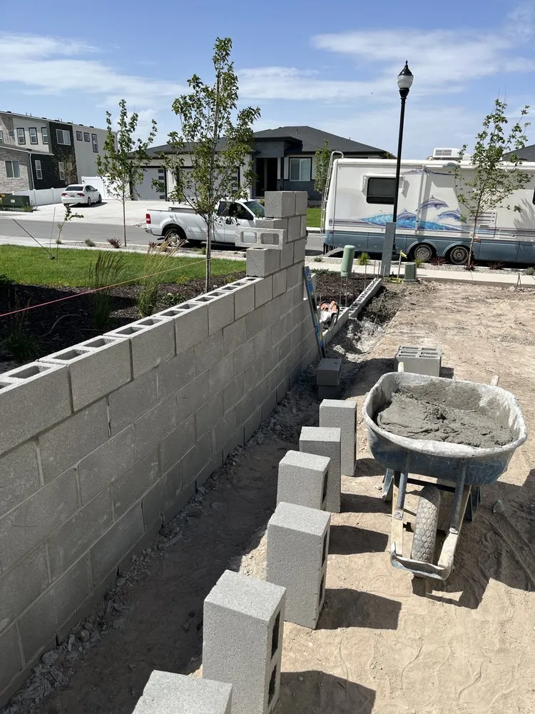 Reliable lawn mowing service for beautiful yards across San Leandro, CA - Mountain Concrete