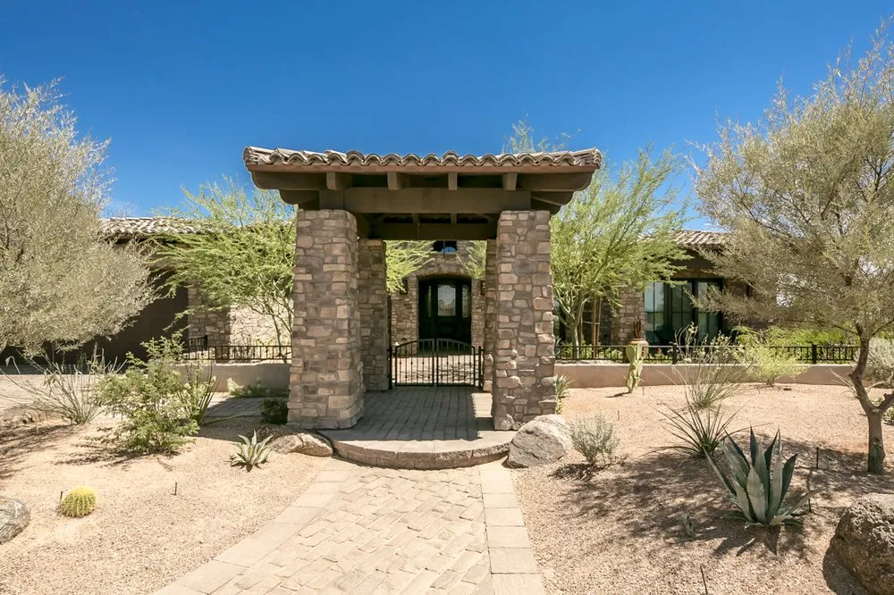 Top-rated outdoor landscaping for homes across Lake Havasu City, AZ - Mountain Desert Landscaping