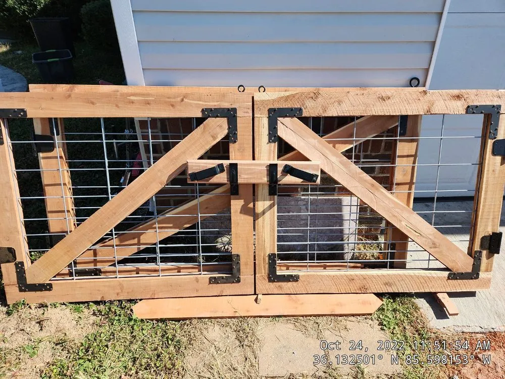 Reliable yard cleanup service in Sparta, TN - Mountain-Dog Services