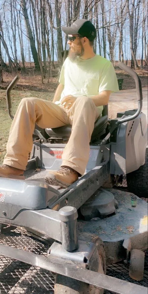 Professional garden landscaping in Newland, NC - Mountain Lawn Care