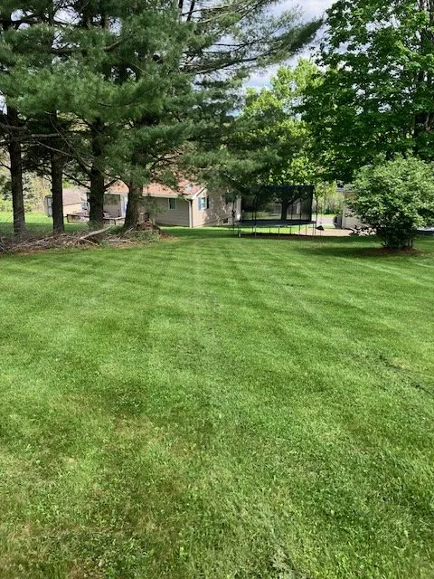 Custom landscape design in Oakland, MD - Mountain Lawn