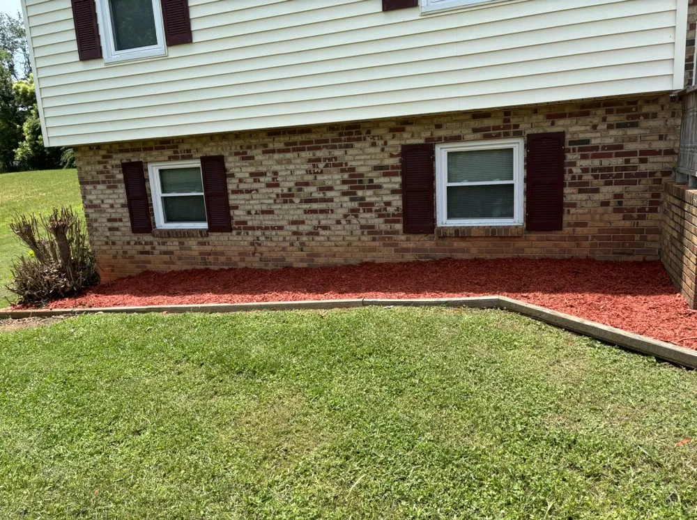 Custom yard maintenance for beautiful yards in Shelby, NC by Mountain Man