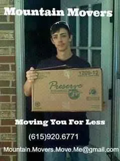 Professional lawn care service for residential properties across Franklin, TN - Mountain Movers