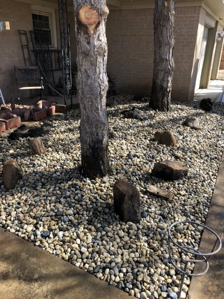 Custom garden landscaping in Lubbock, TX by Mountain Movers Landscape Fence & Tree
