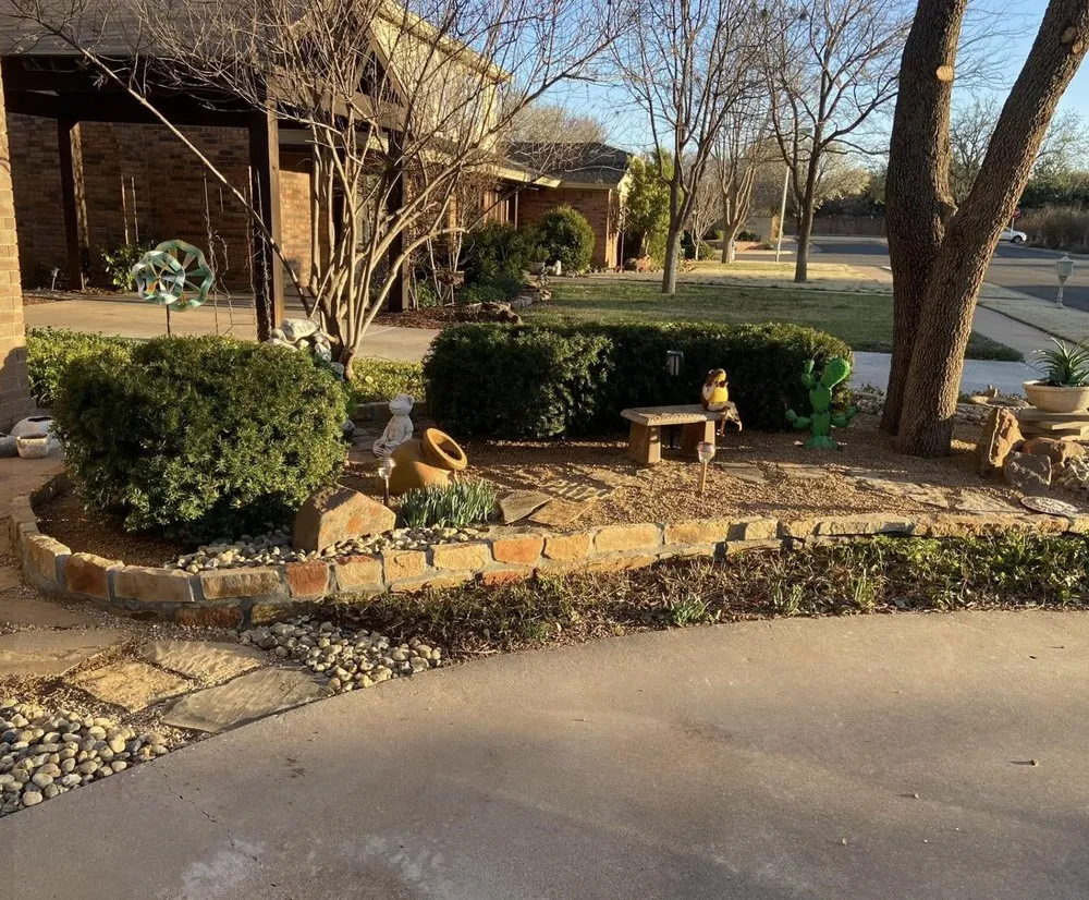 Professional outdoor landscaping experts serving Lubbock, TX - Mountain Movers Landscape Fence & Tree