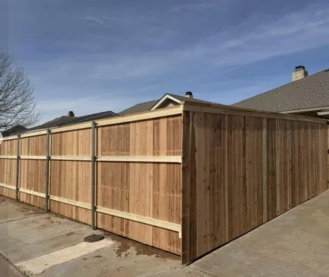 Mountain Movers Landscape Fence & Tree Logo