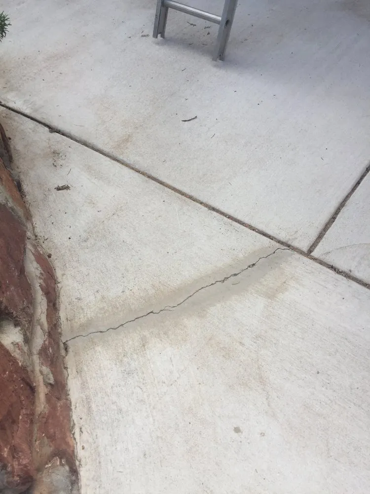 Affordable garden landscaping with custom design in Rio Rancho, NM by Mountain Paradise Landscaping