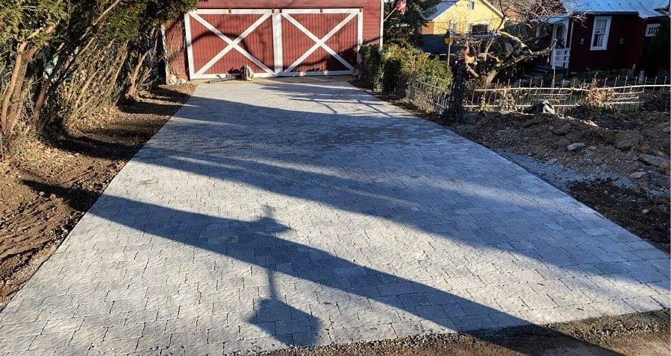 Top-rated landscape installation experts serving Martinsburg, WV - Mountain Strong Landscaping