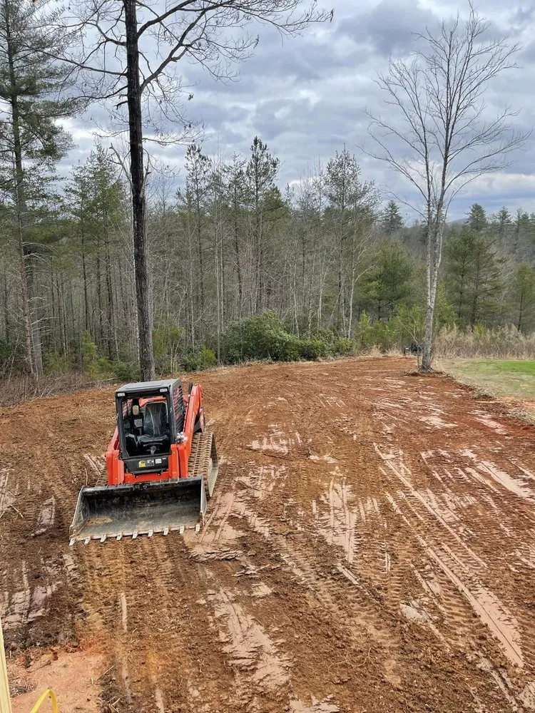 Custom lawn mowing service experts serving Clermont, GA - Mountain Top Land Management