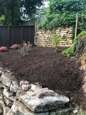 Mountain Top Landscaping Logo