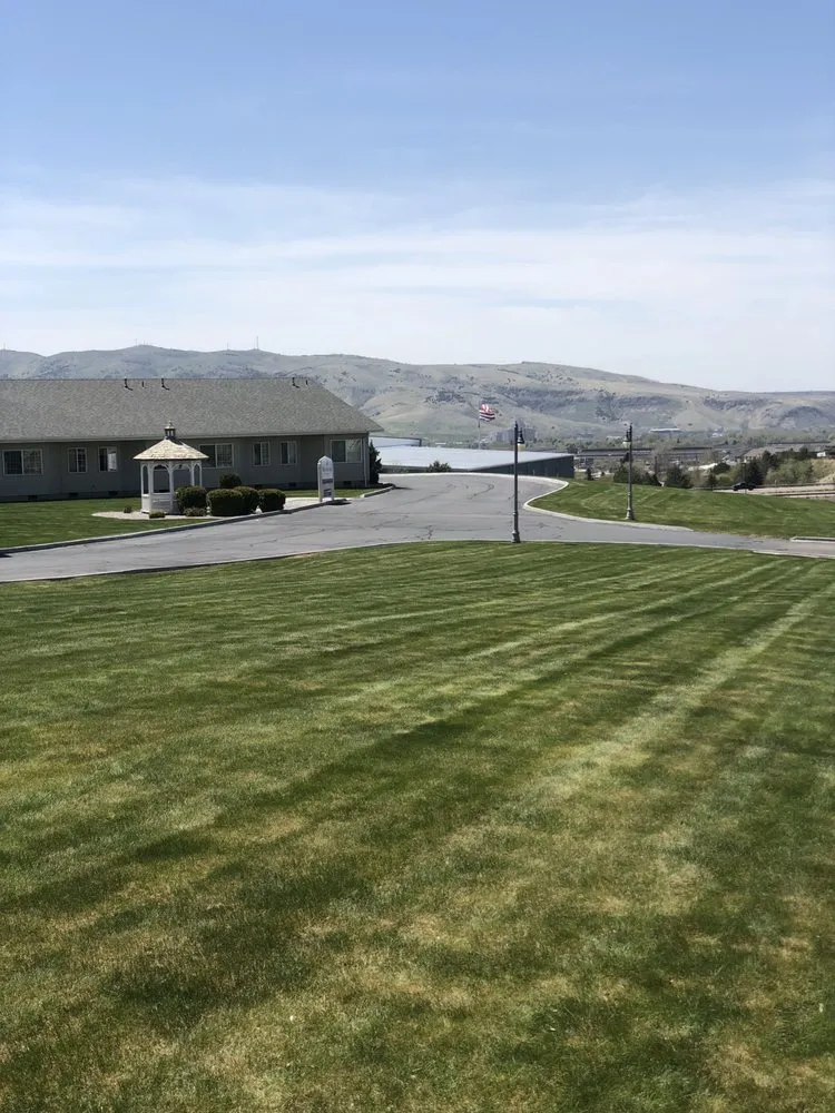 Custom lawn mowing service with custom design across Pocatello, ID - Mountain Top Lawn Care