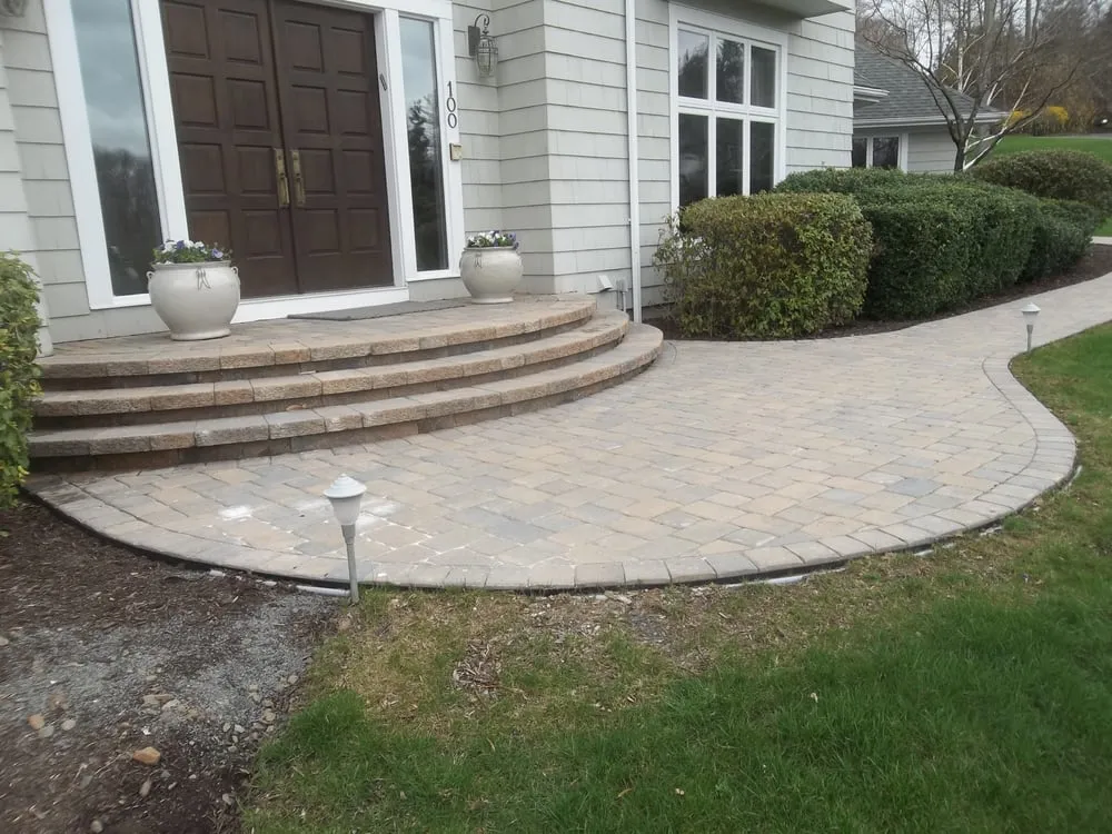 Affordable landscape installation in Cromwell, CT - Mountain View Landscape