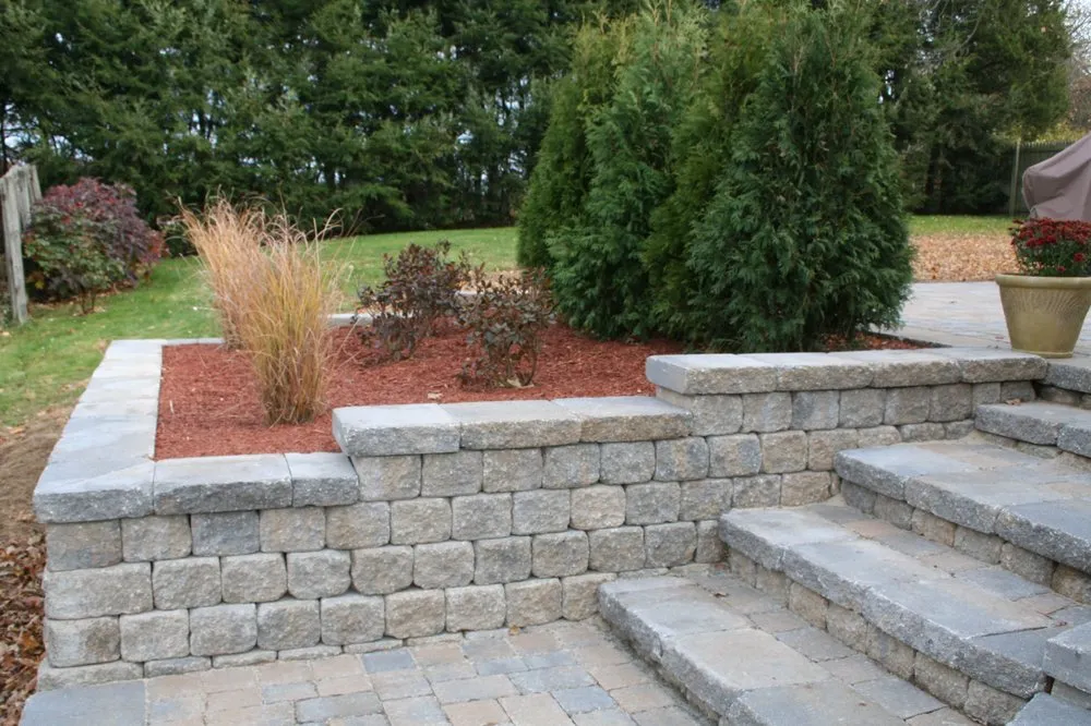 Expert lawn care service in Cromwell, CT by Mountain View Landscape