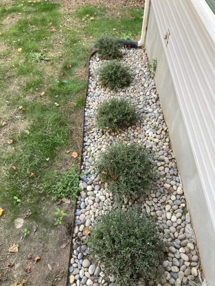 Expert lawn care service experts serving Cleveland, GA - Mountain View Landscaping