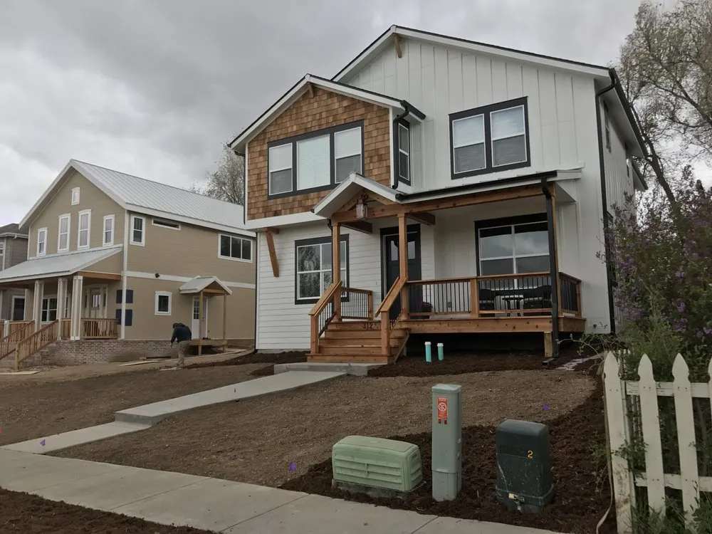 Top-rated yard maintenance in Longmont, CO - Mountain View Landscaping