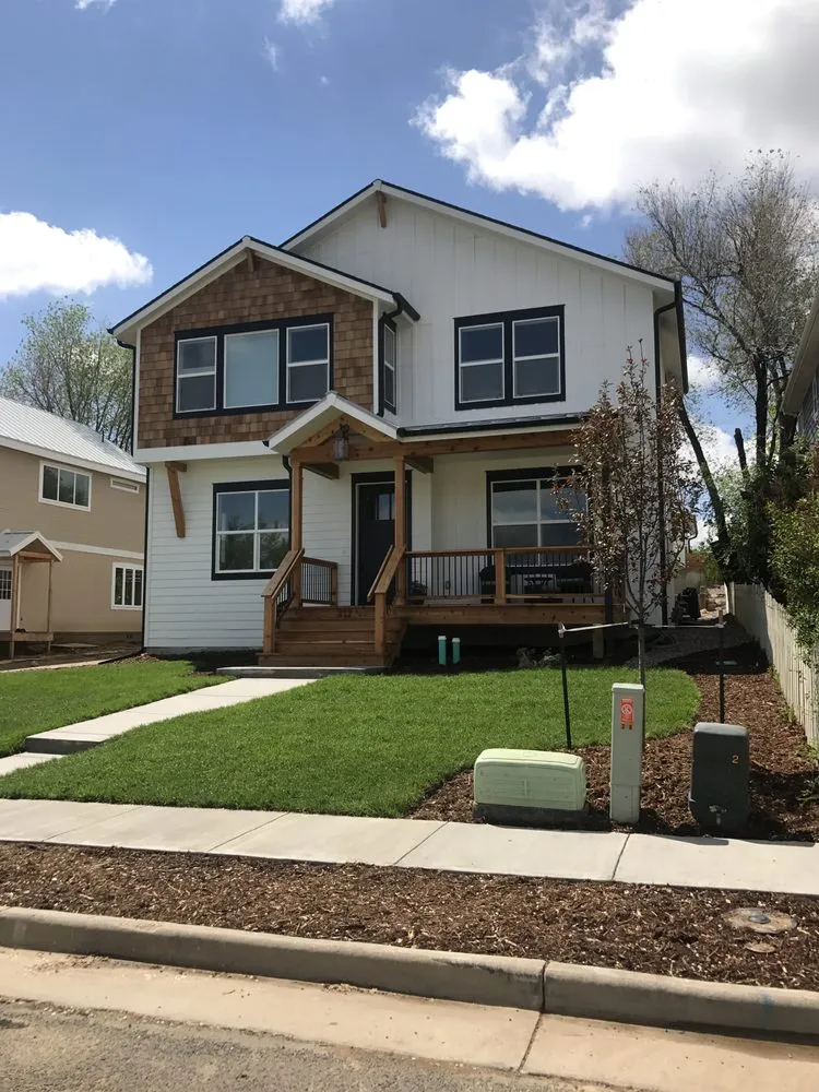 Professional landscaping services experts serving Longmont, CO - Mountain View Landscaping