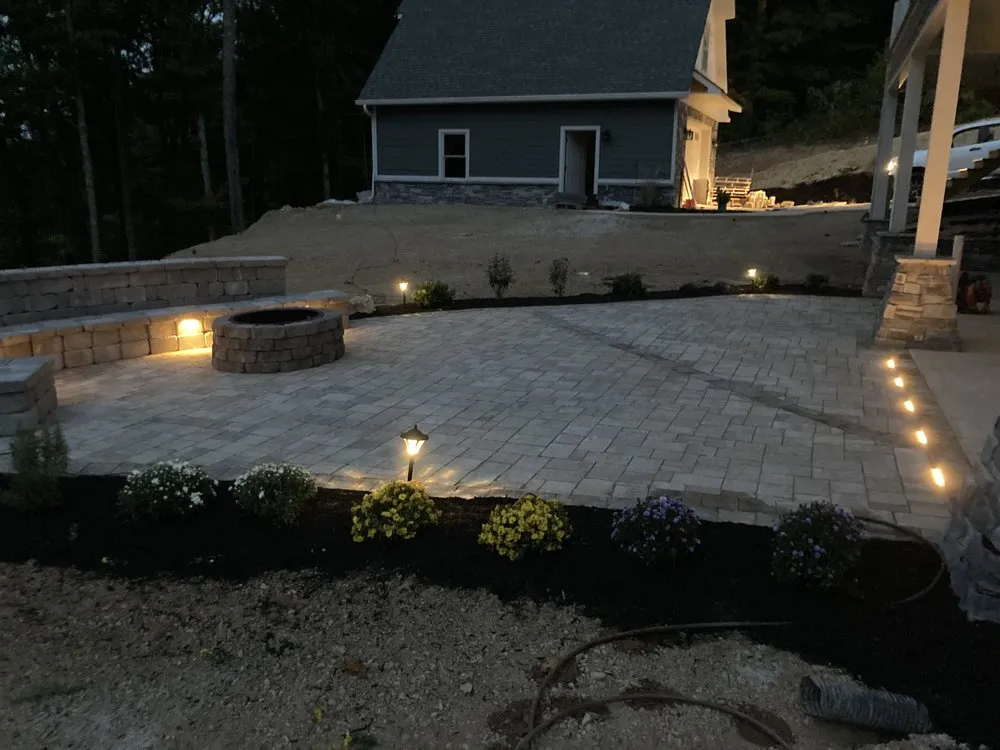 Professional landscaping services in Knoxville, TN by Mountain View Lawnscapes