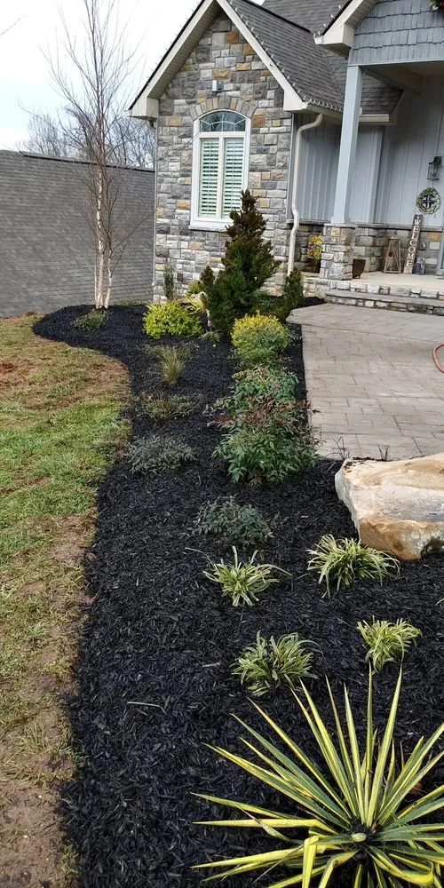 Custom yard maintenance for outdoor upgrades across Knoxville, TN - Mountain View Lawnscapes