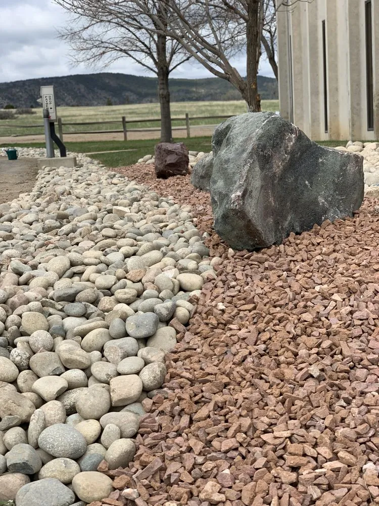 Professional landscaping services experts serving Pueblo, CO - Mountain View’s landscape and supply