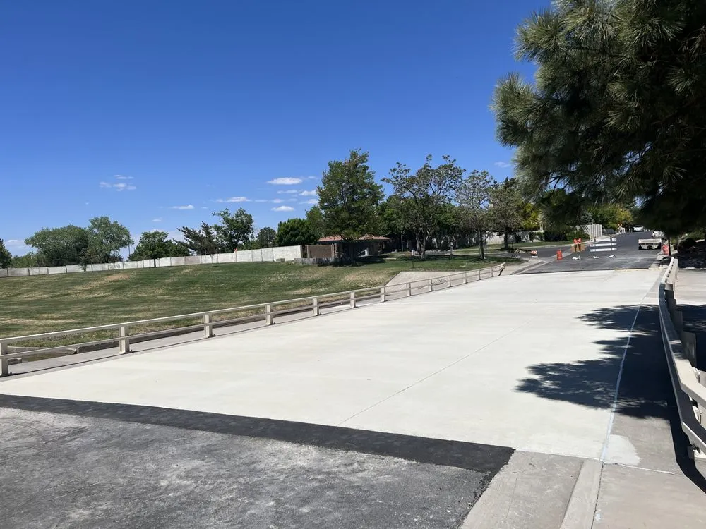 Top-rated lawn mowing service in Albuquerque, NM by MountainSide Contractors