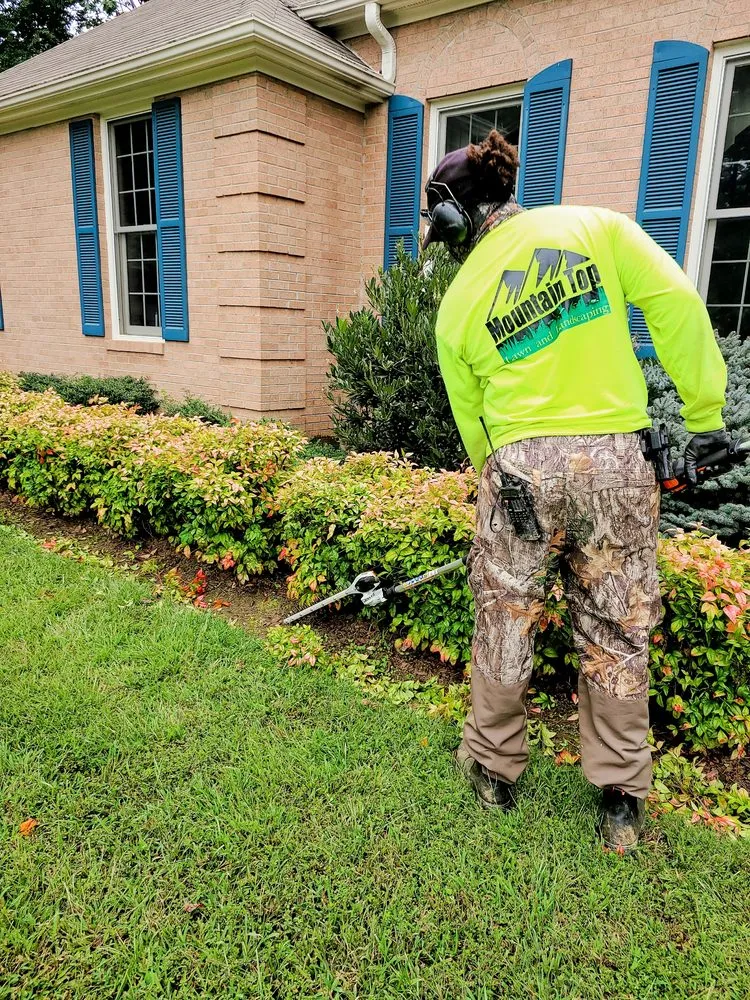 Affordable landscape design experts serving Asheville, NC - Mountaintop Lawn and Landscaping