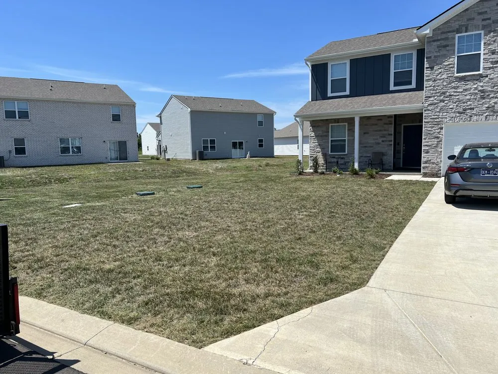 Custom yard maintenance in Murfreesboro, TN by Moussa Enterprises Lawn Care Services