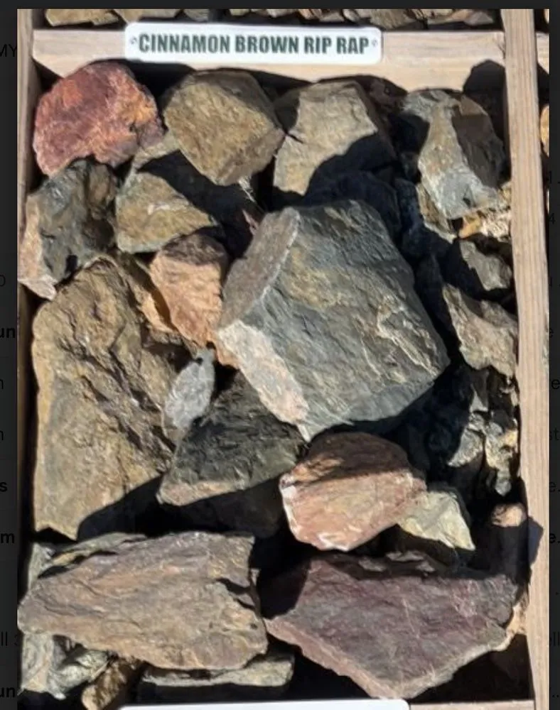 Custom outdoor landscaping for residential properties across Williamson, AZ - Moving Dirt