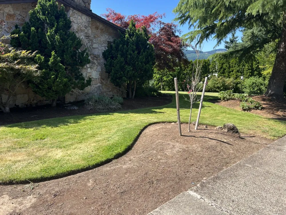 Local garden landscaping in Springfield, OR by Mow & Go