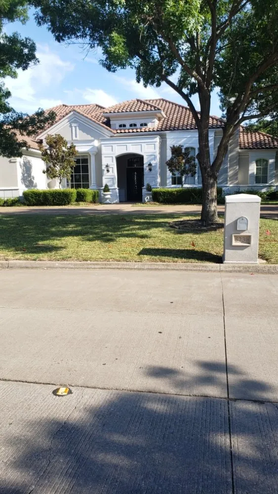 Top-rated garden landscaping in The Colony, TX - Mow & More Landscapes