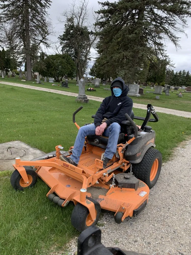 Expert landscaping services in Chesaning, MI - Mow & Snow