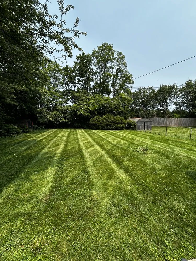 Trusted outdoor landscaping experts serving Frankfort, KY - Mow -Tivation Lawn Care