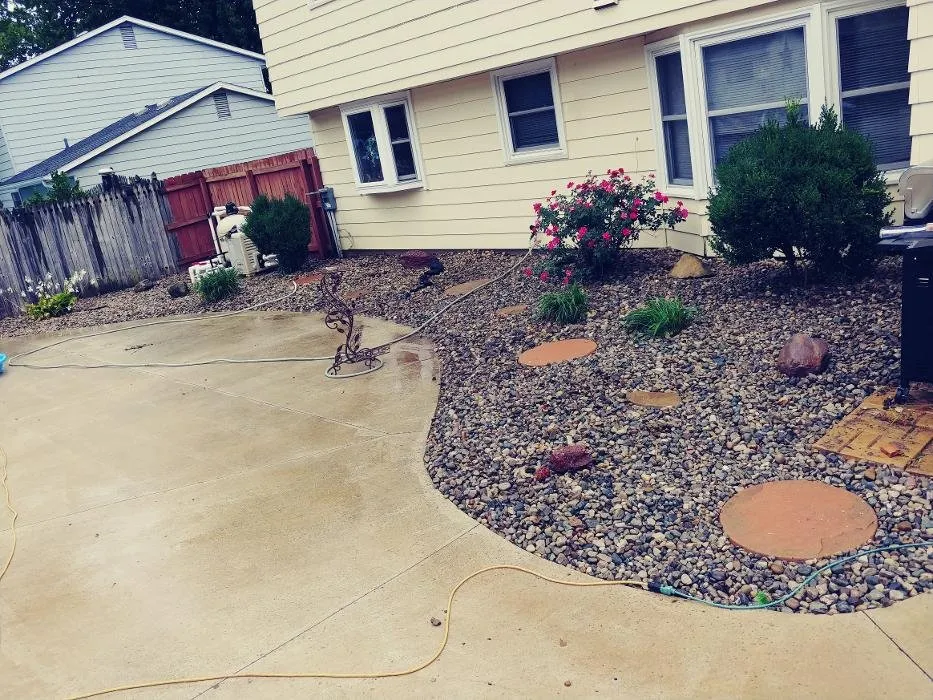 Professional residential landscaping in Fort Wayne, IN - Mow Baby Mow
