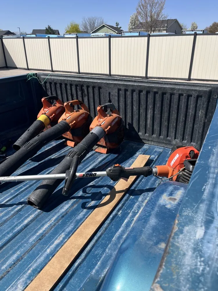 Trusted outdoor landscaping experts serving Kuna, ID - Mow better lawn care