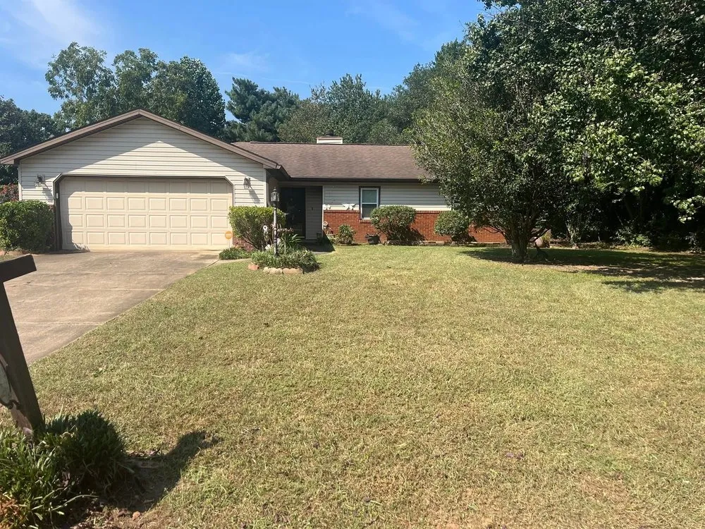 Reliable garden landscaping with custom design in Warner Robins, GA by Mow Care Landscaping