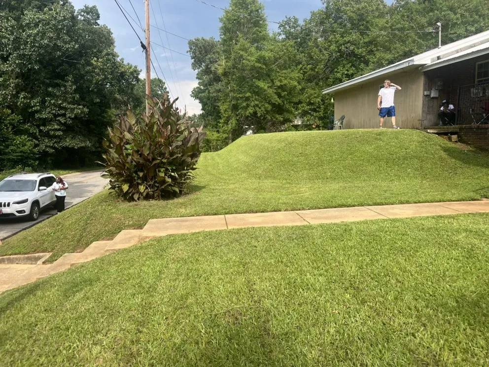 Expert lawn mowing service experts serving Warner Robins, GA - Mow Care Landscaping