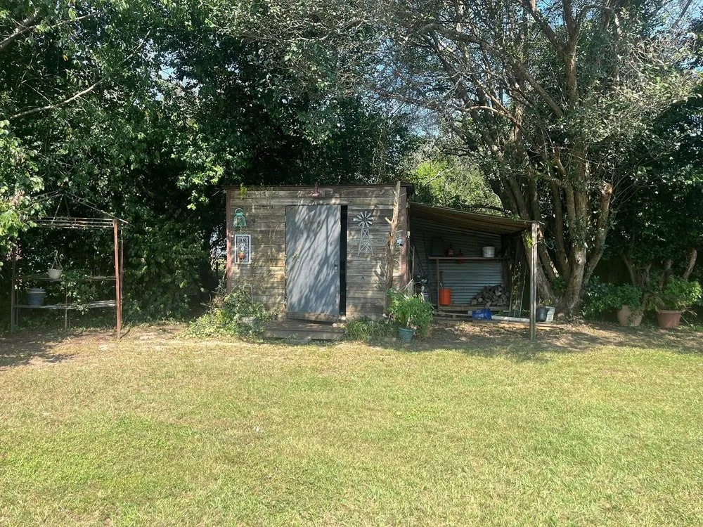 Reliable landscaping services for residential properties in Warner Robins, GA by Mow Care Landscaping