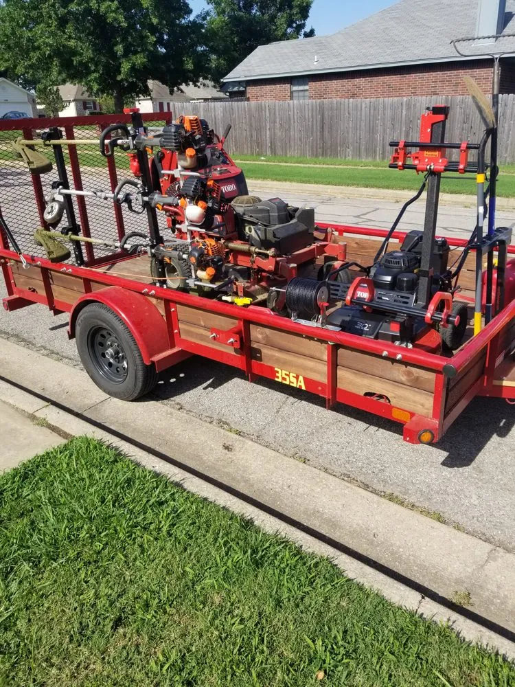 Trusted outdoor landscaping experts serving Mounds, OK - Mow-Co